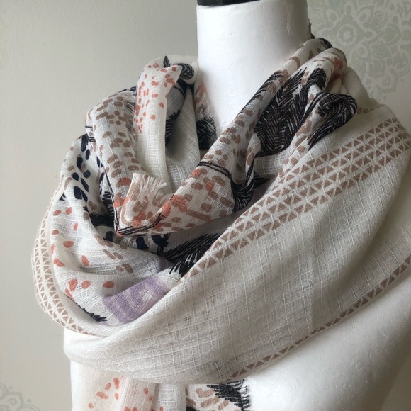 Cotton Blend Leaf Motif Shawl Wrap - Picture 5 of 8